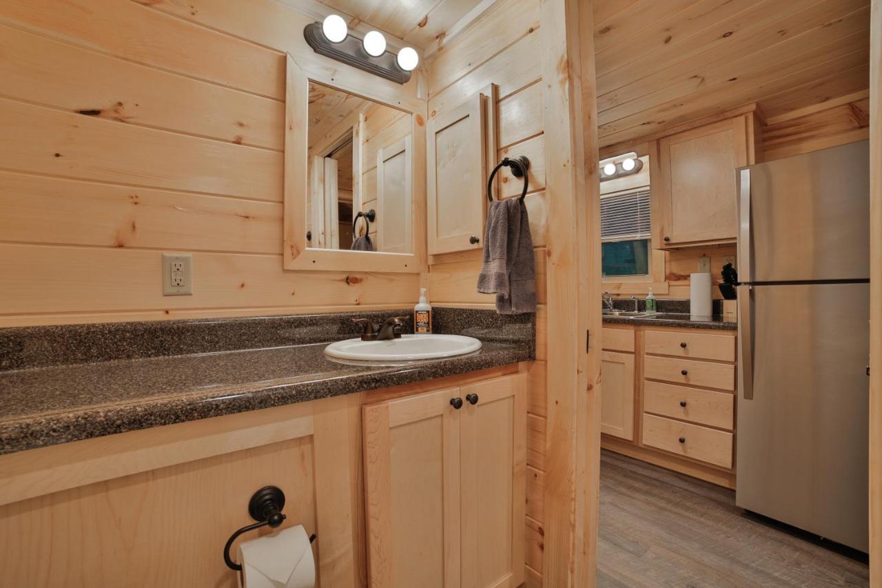 Ernie Cabin Wauhatchie Woodlands Tiny Cabin Chattanooga Exterior foto